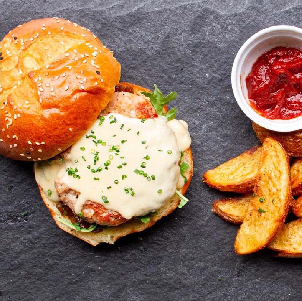 Rabbit Rarebit Burger with Onoin Jam